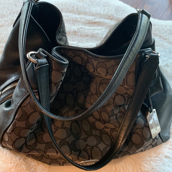 Coach bag. - Picture 8 of 14